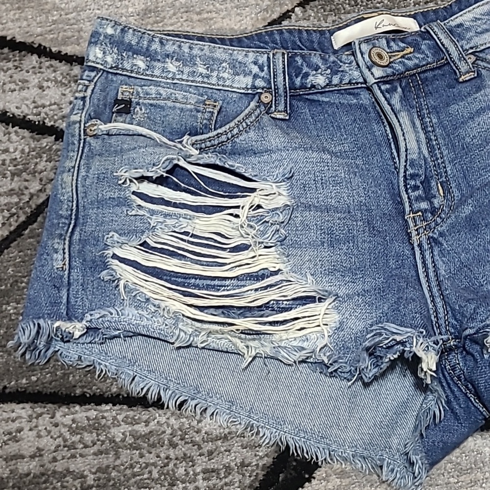 KANCAN LOS ANGELES FACTORY DISTRESSED DENIM JEAN SHORTS - Picture 2 of 11